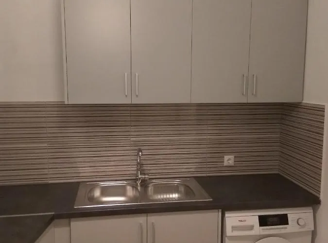 Amaryllis Batsi (Andros)