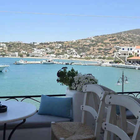 Holiday home Amaryllis Batsi (Andros)